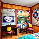 Legoland Castle 4*