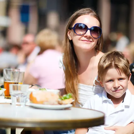 酒店 Legoland Castle 比隆